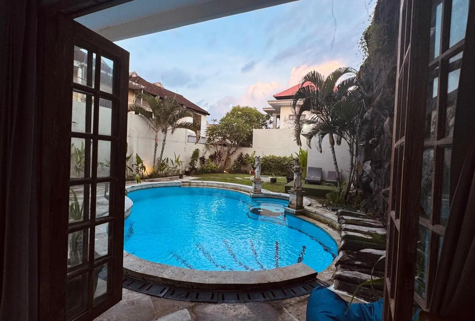 Blue Diamond Residenses Seminyak Hotel 0*, Seminyak (Bali)